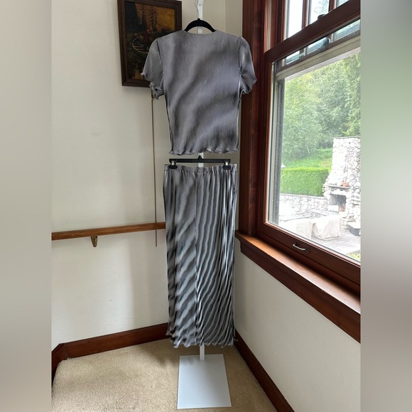 CIE Paris 2 Piece Matching Set Abstract Stripe Top & Maxi Skirt Medium - Picture 9 of 10